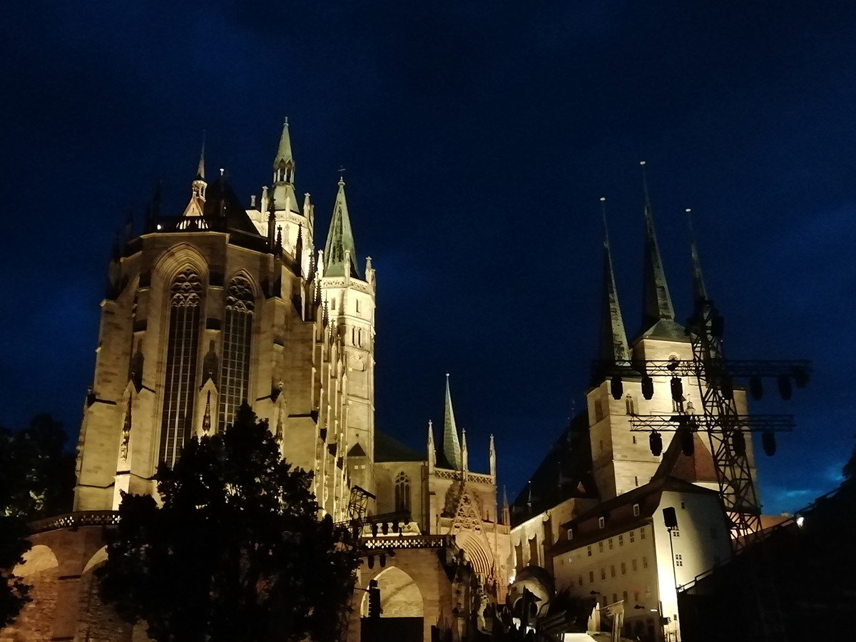 Erfurter Dom bei Nacht